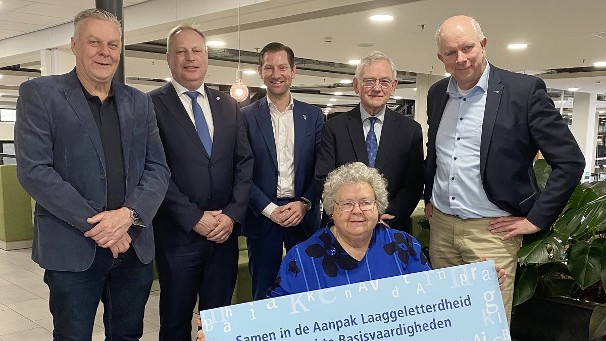 Gemeenten in regio versterken hulp bij laaggeletterdheid